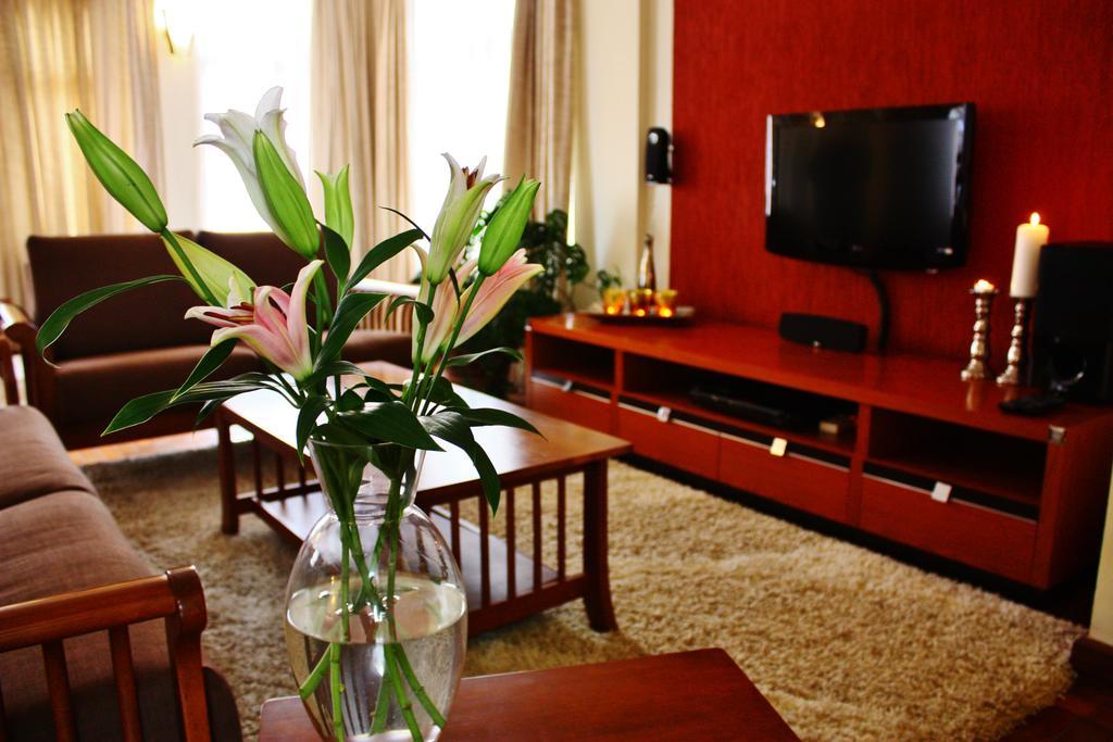 Gemsuites Serviced Apartments State House Nairobi Rum bild