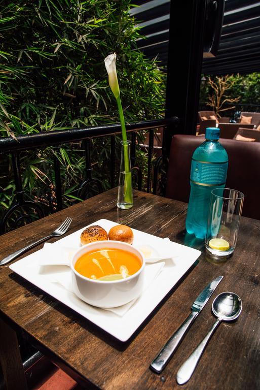 Gemsuites Serviced Apartments State House Nairobi Exteriör bild