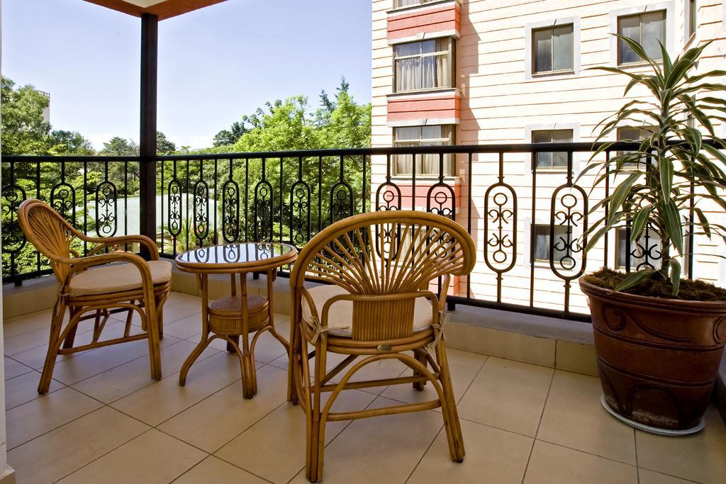 Gemsuites Serviced Apartments State House Nairobi Exteriör bild